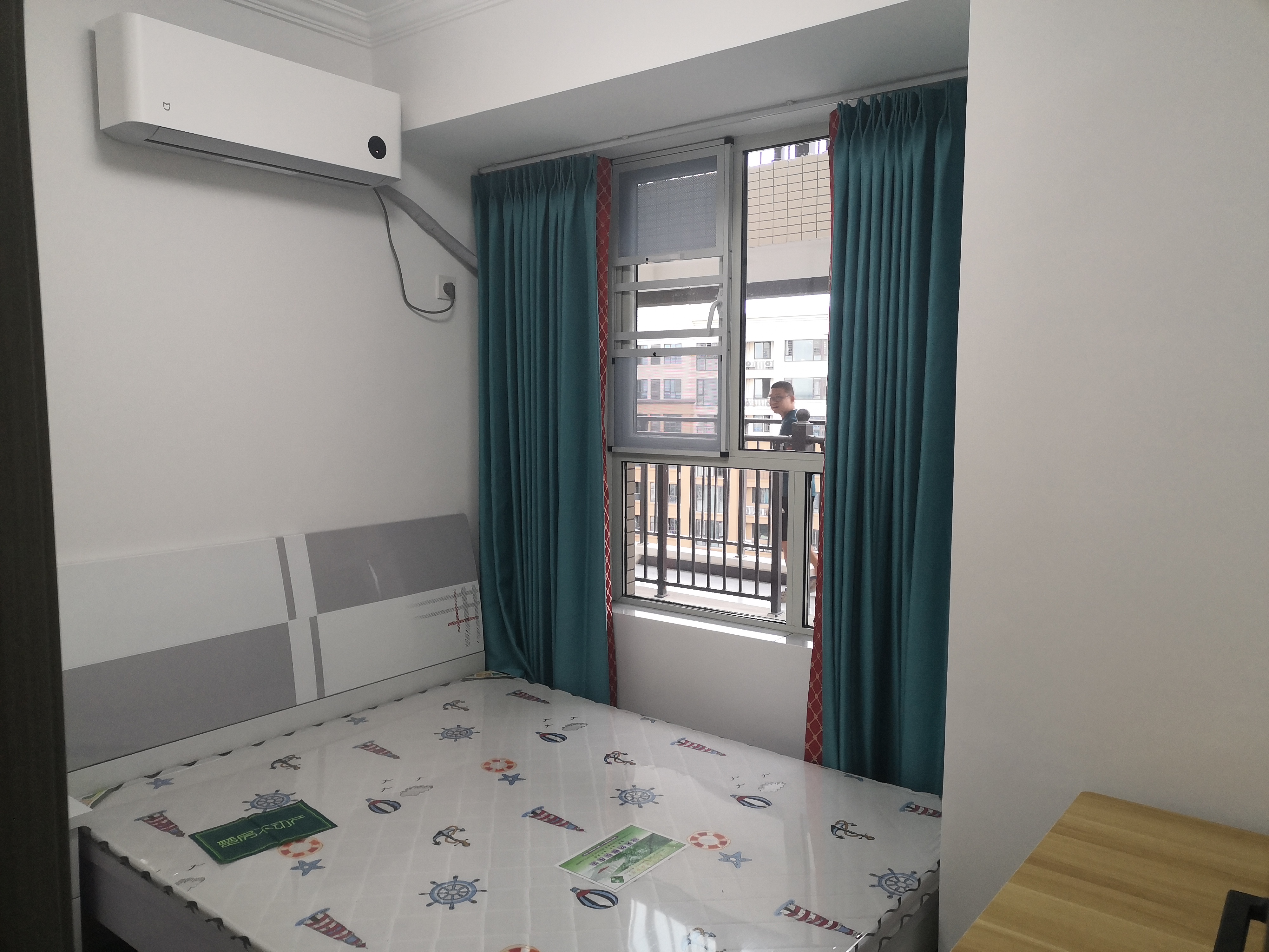 天泽园精装两房出租新装高层空气好