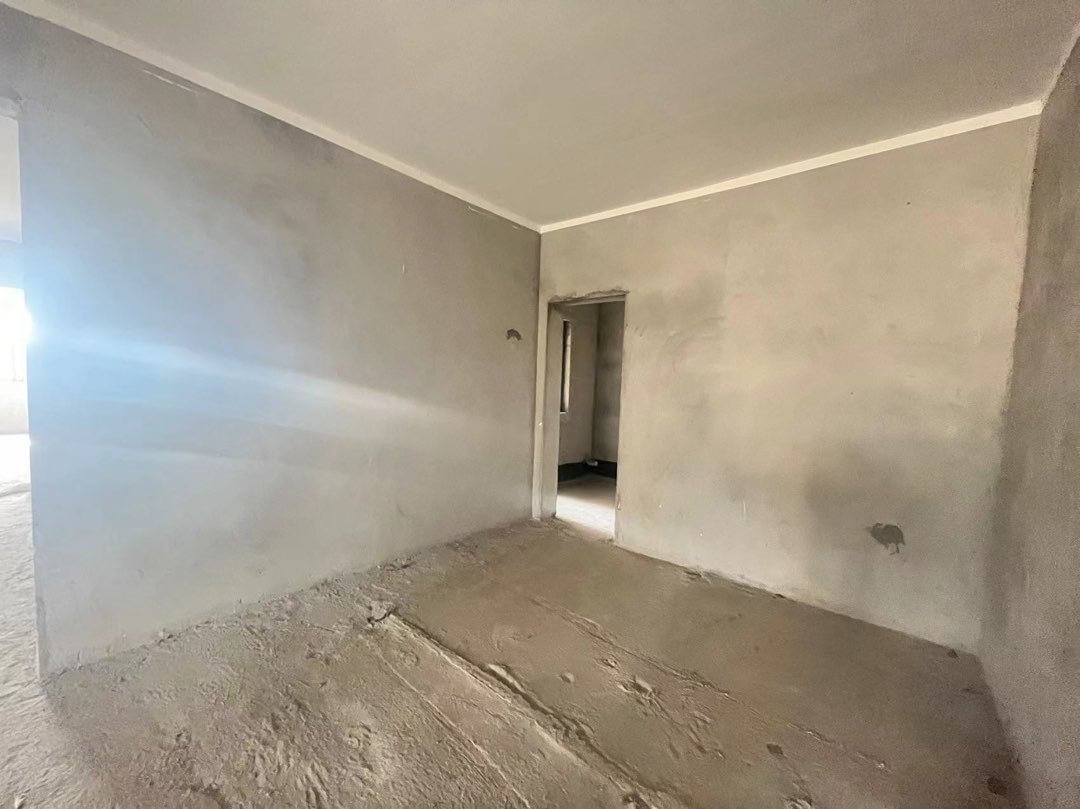 捡漏，房价回到10年前，御台公馆，小高层，电梯3700左右，毛坯4房