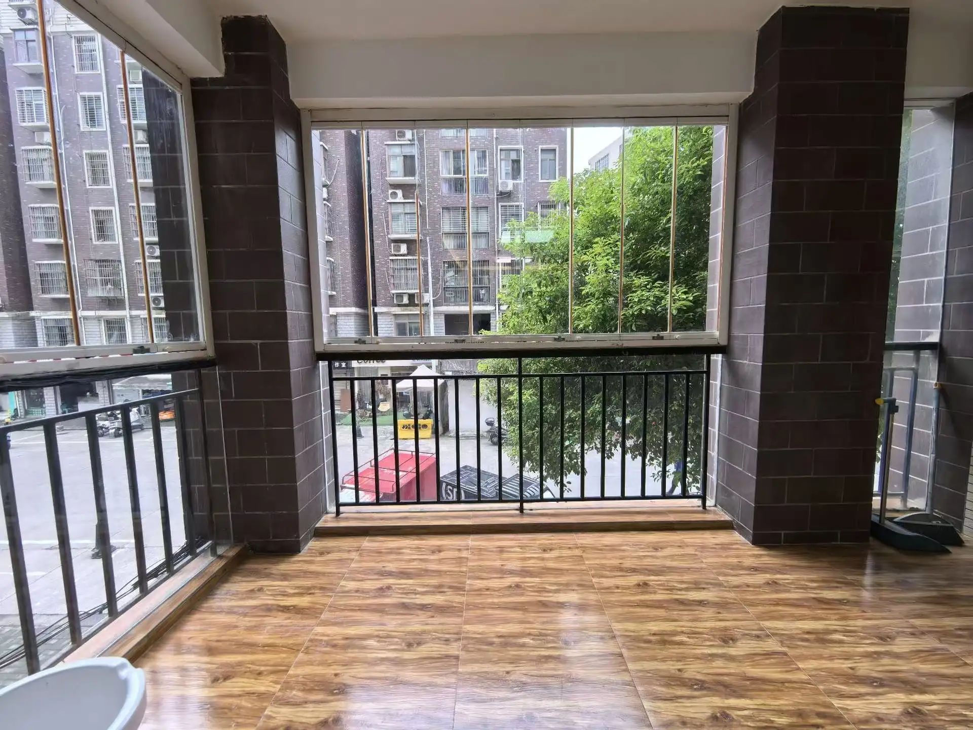 降价了，诚心出售，城南，金诚花园，精装3房，南北通透，证满二