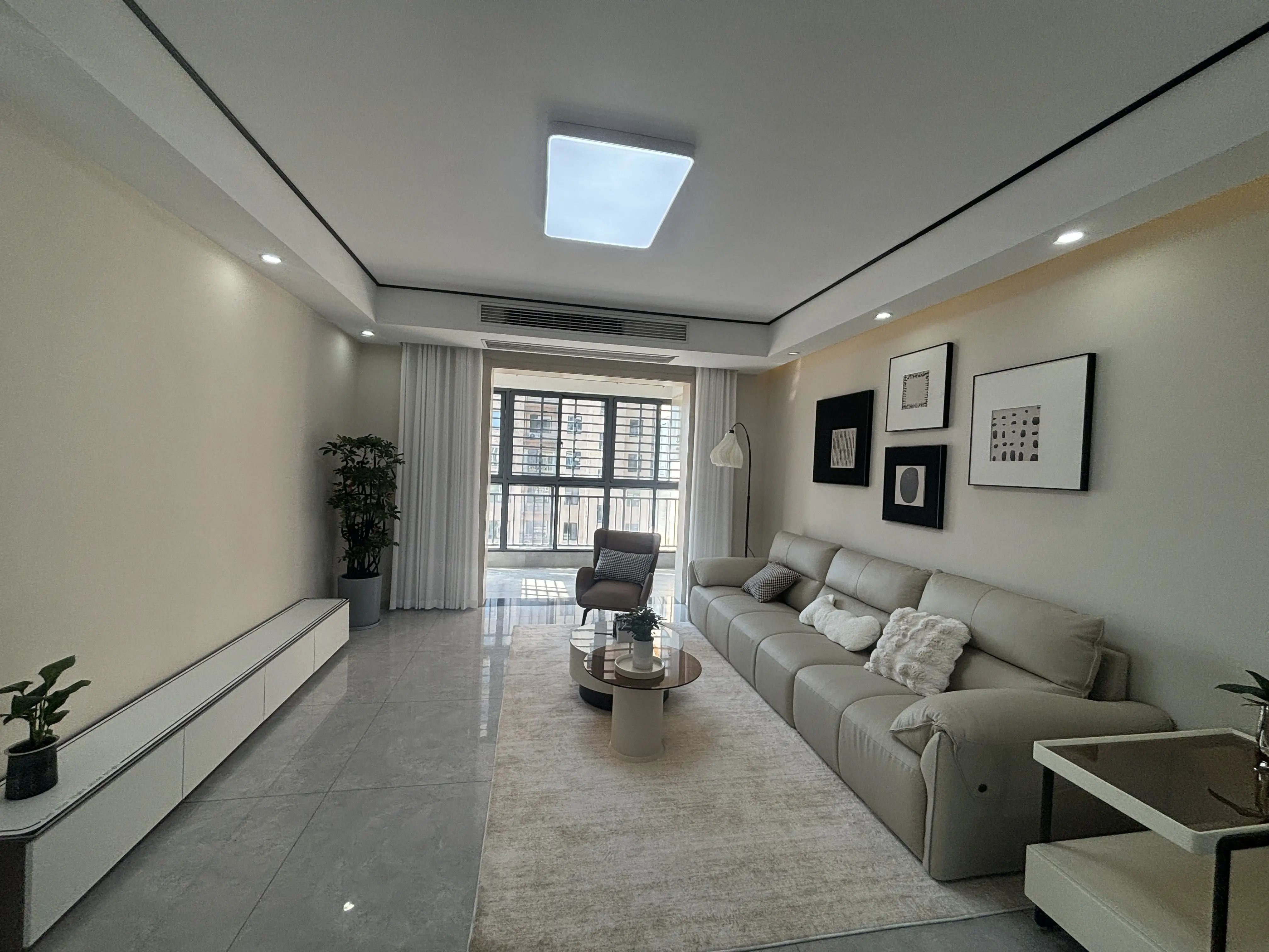 降价了，城南，荣怀C区，精装三房两卫，边户，好楼层，视野好，诚心出售