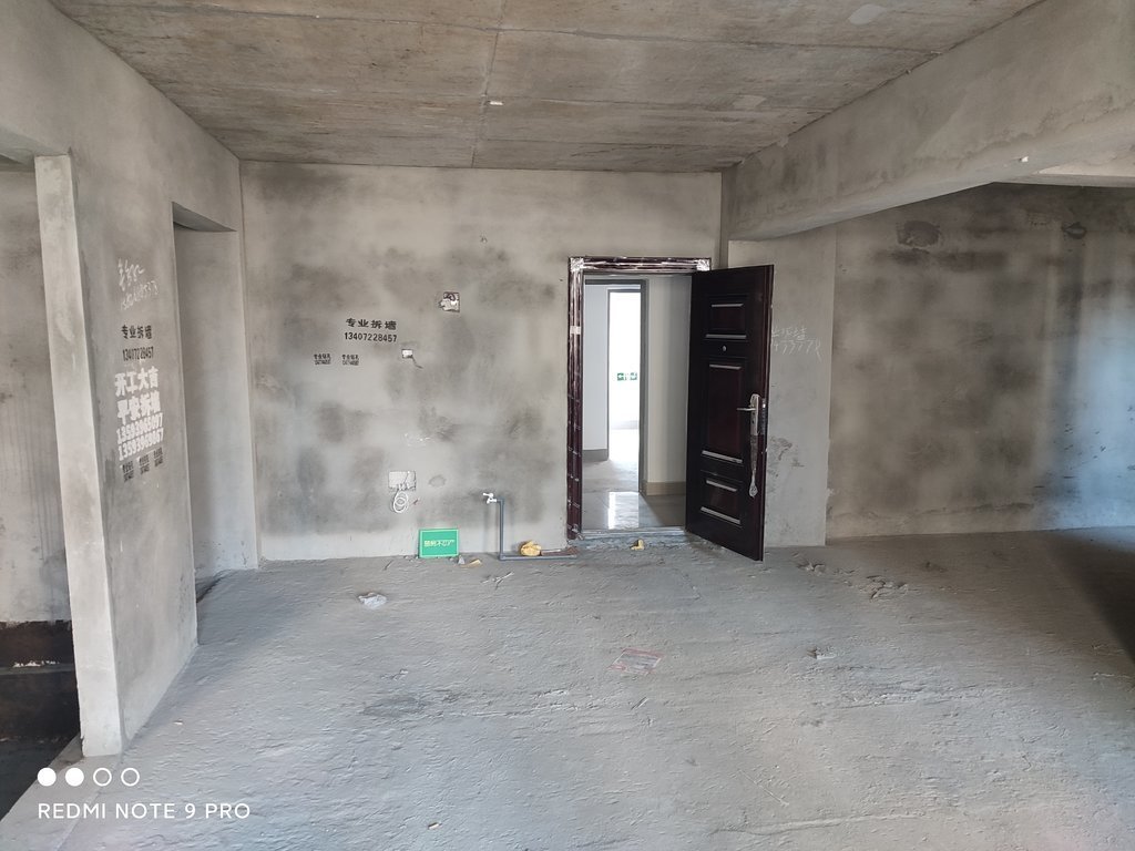 和合国际二期毛坯大三房小区环境好周边配套齐全