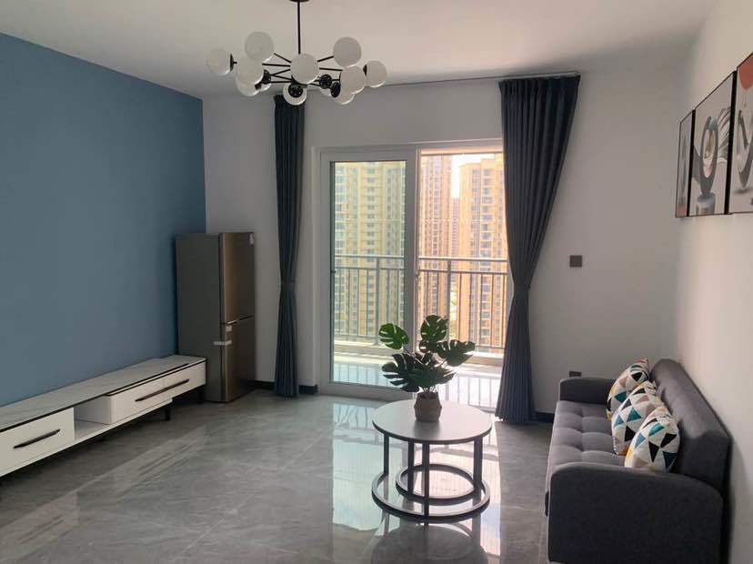 森林国际城1室2厅1厨1卫精装修家具家电全配，优价出租