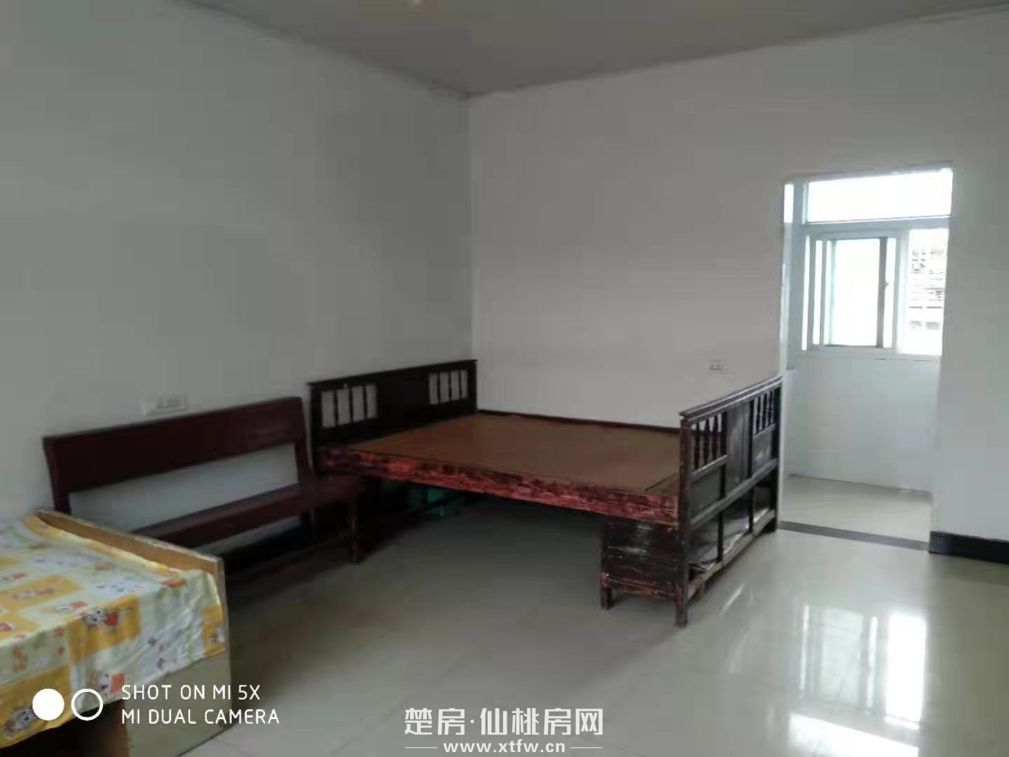 新生街 二校区对面出租房出售