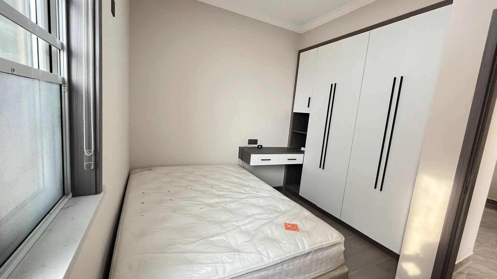 城南，吾悦旁，南国明珠，9.9成新，精装三房，满五