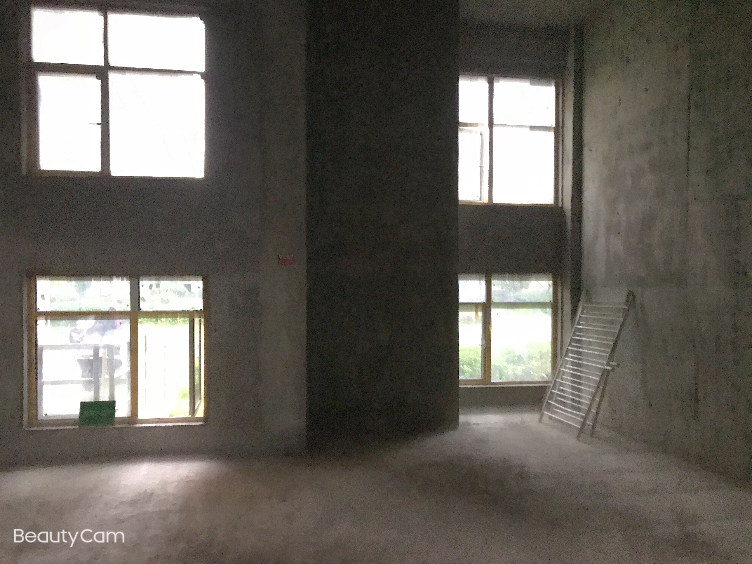 沔阳清华园复式一二楼 小区环境好 二中门口 看房方便 可做4房2厅2卫