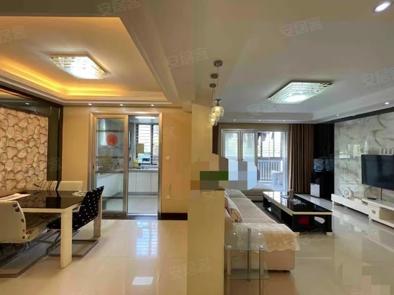 捡漏，亏本出售，城南，金诚花园，精装大3房，电梯小高层，单价4100，满五，