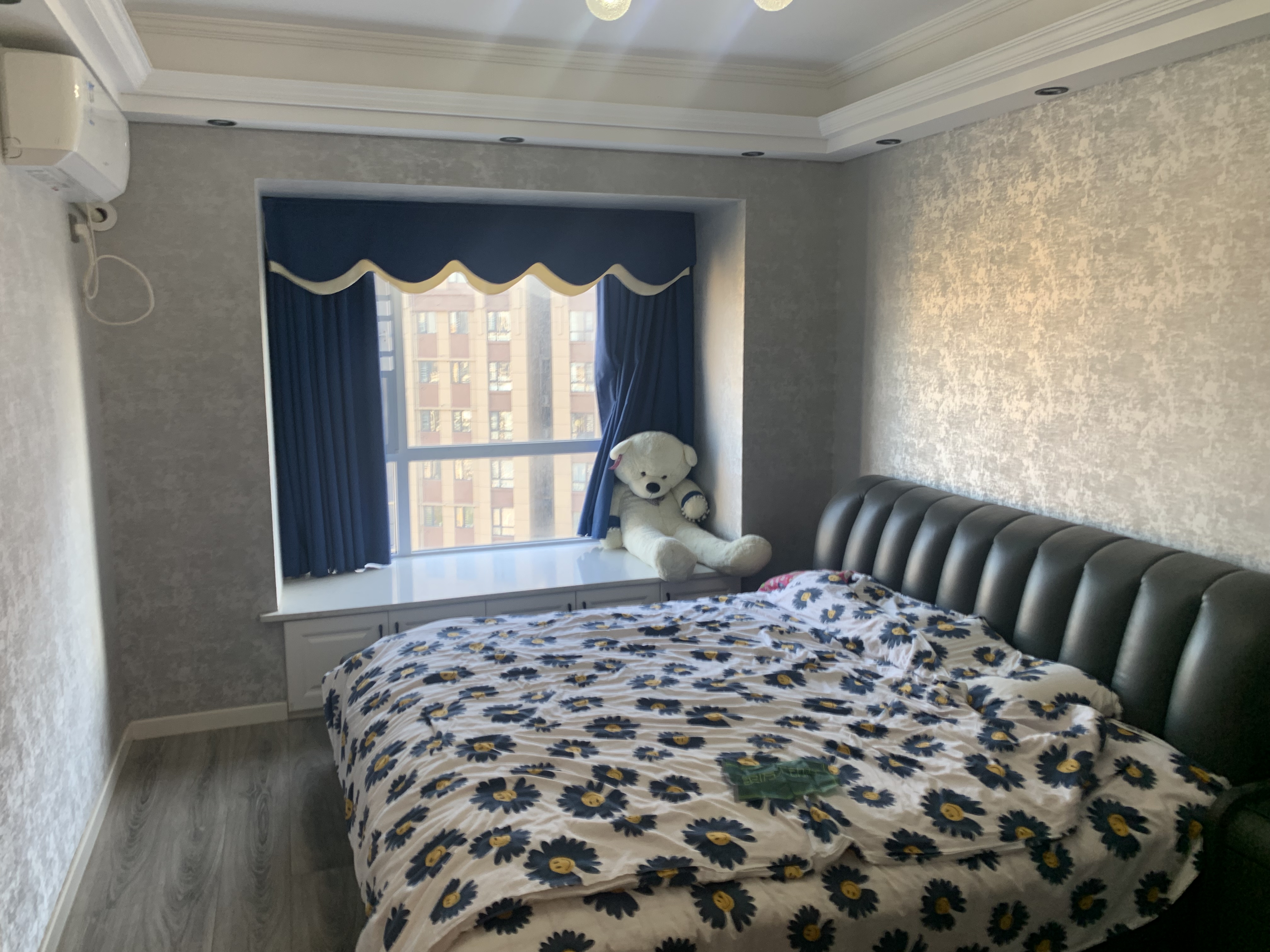 元泰未来城湖景房精装大三房平时没怎么住非常哇塞