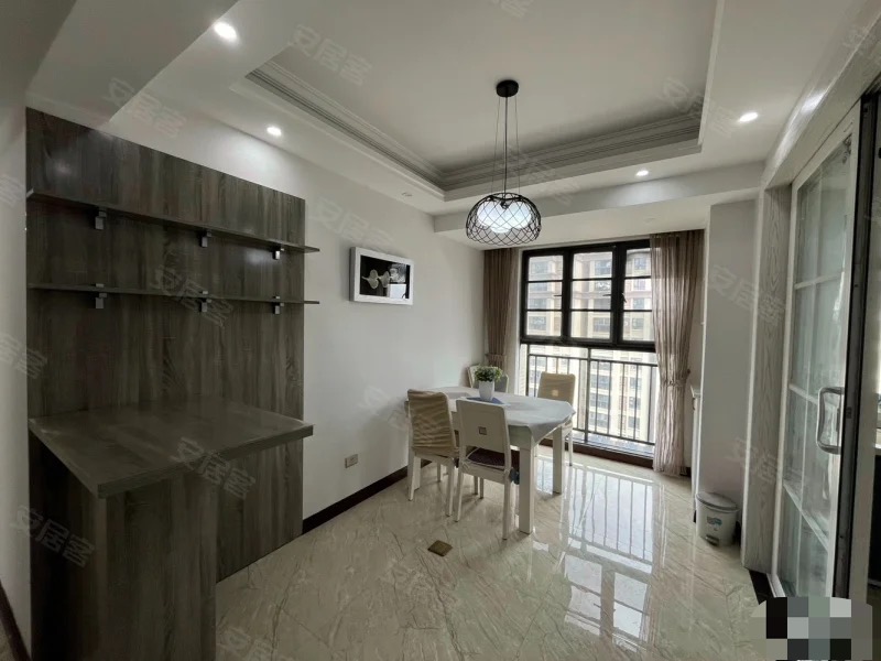 377，捡漏，和合国际，精装三房，电梯好楼层，边户，成色新。拎包入住