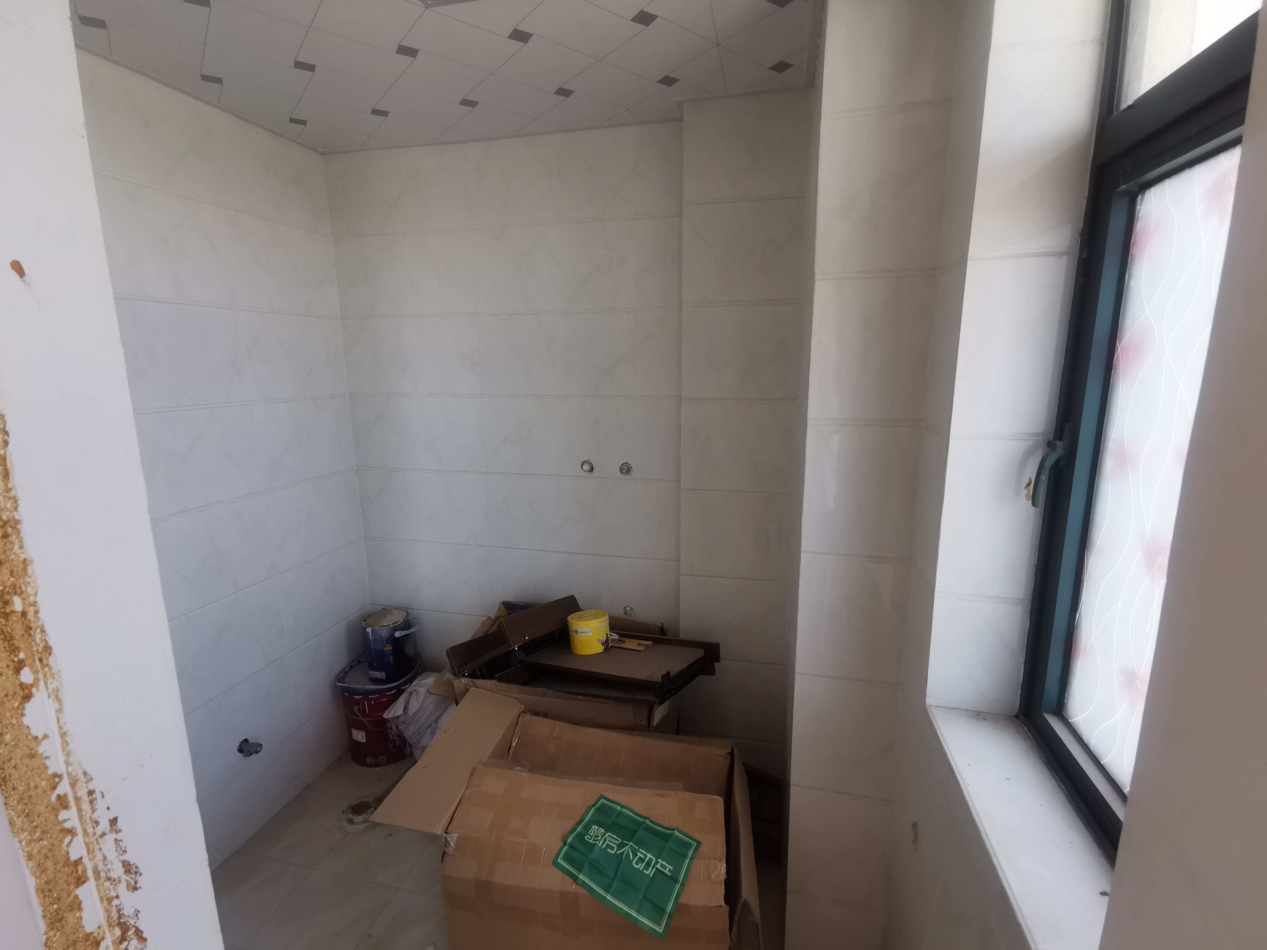 车站对面时代广场精装大三房南北通透好楼层看房方便低价出售