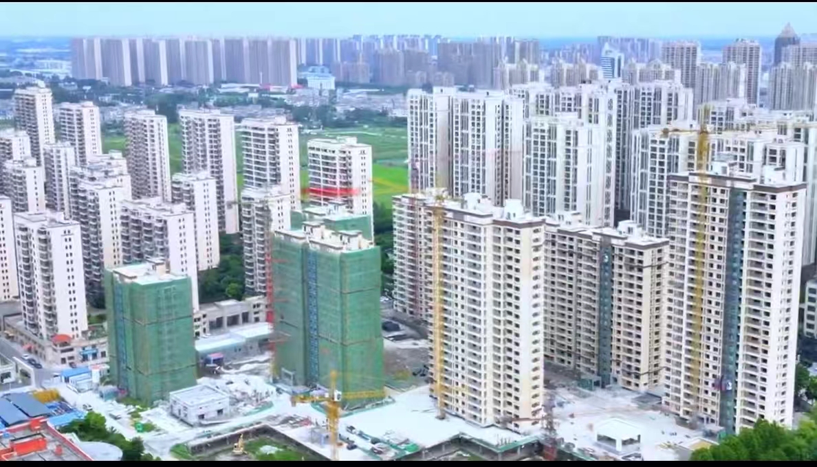 荣怀109平3室2厅3卫毛坯 中间楼层 满二