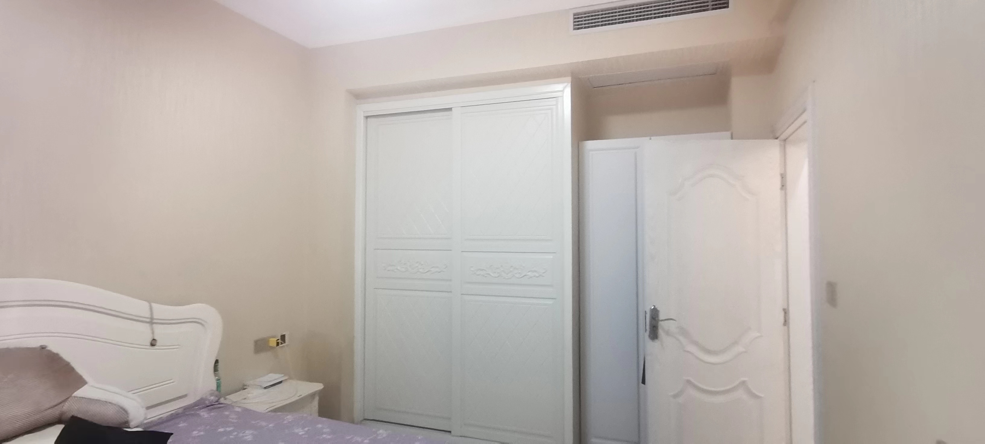 上林仙苑.精装三房.带200平的院子可以种花种菜.看房方便