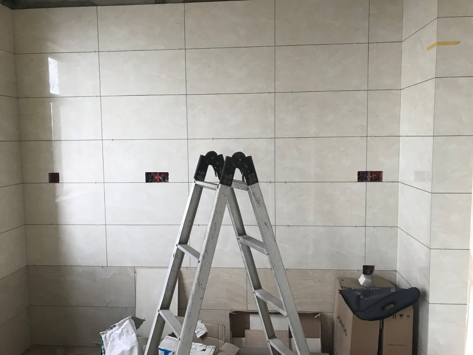 城东大盘装了70%进来只需贴墙纸3室2厅2卫