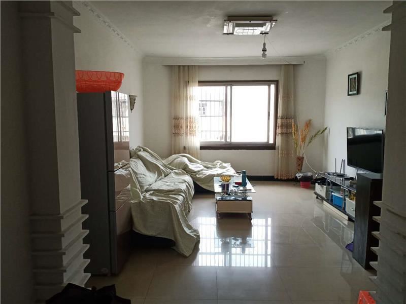 捡漏捡漏德政园精装3房2厅2卫， 付低，交通生活方便，读书便利