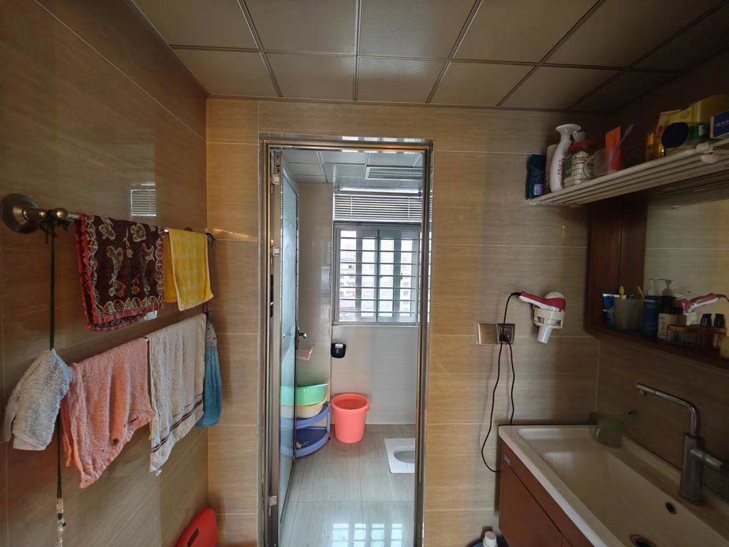 城南福星城精装三房，全屋中央空调，品牌装修，储物间，送子母车位