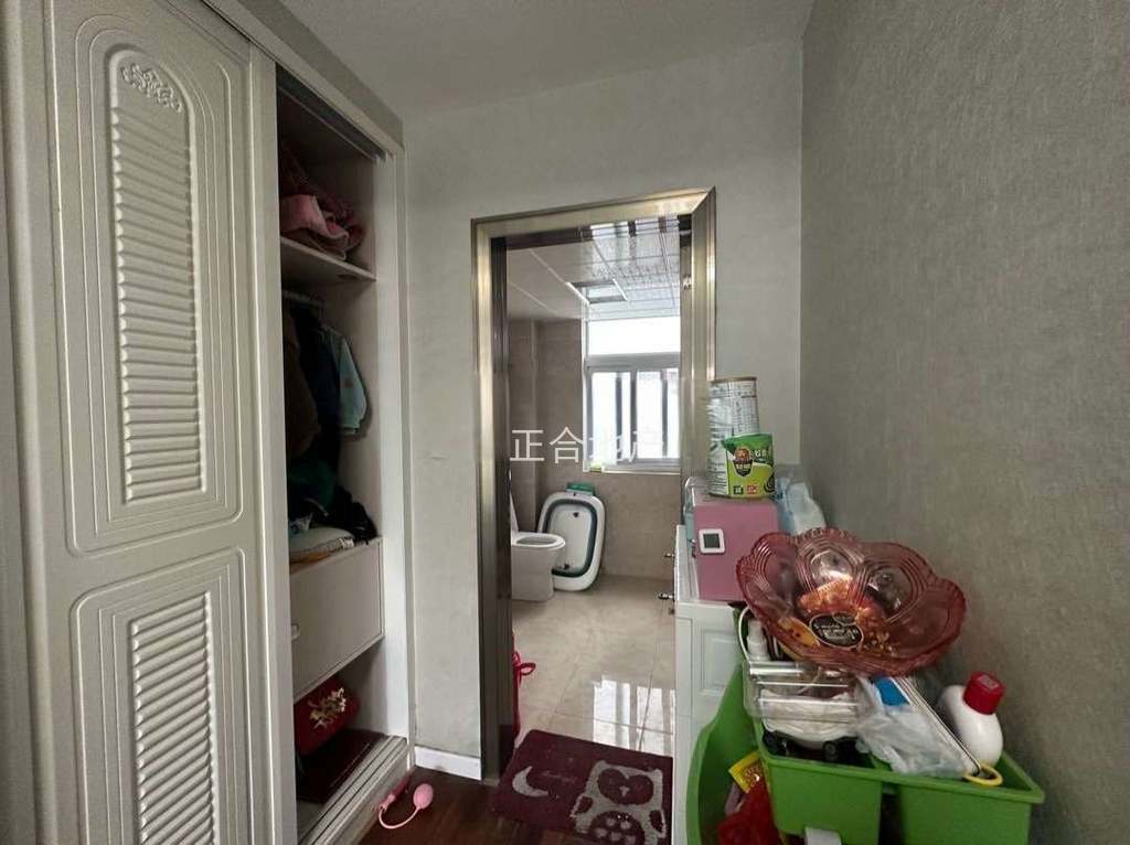 5000买城南精装好楼层！享受5分.钟生活圈！