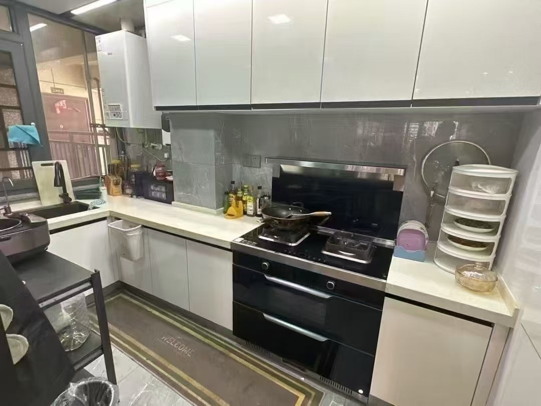 捡漏，急降20万，御湖世家，城南次新小区，豪装3房2卫，送地下车位，好楼层