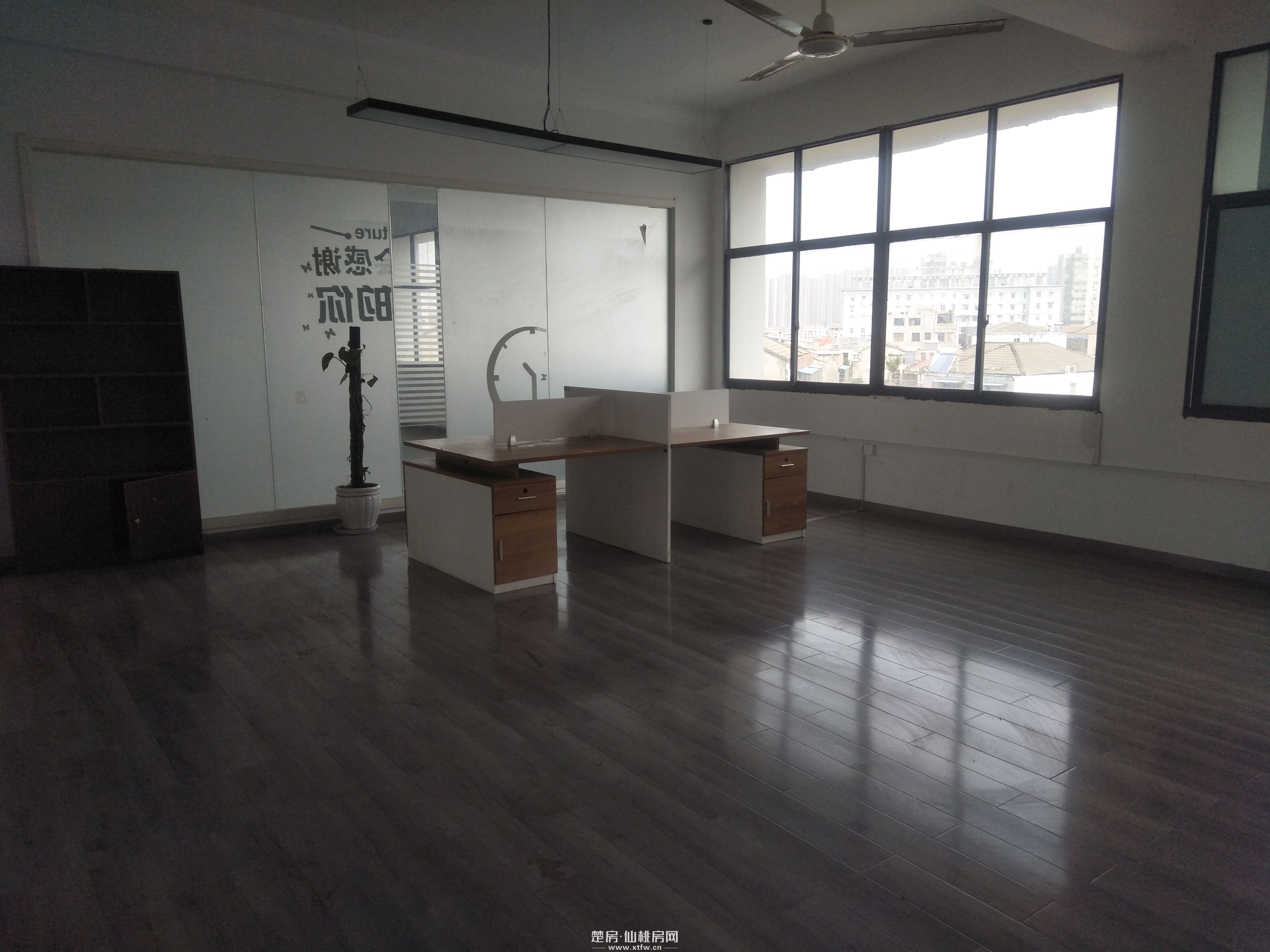 400平办公楼诚心出租