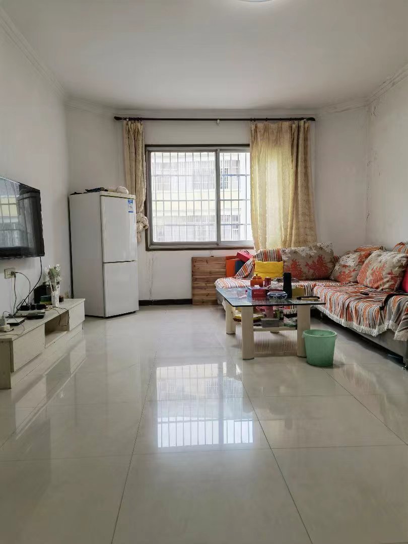 德政园枫丹苑.精装三房.证件满二.看房约