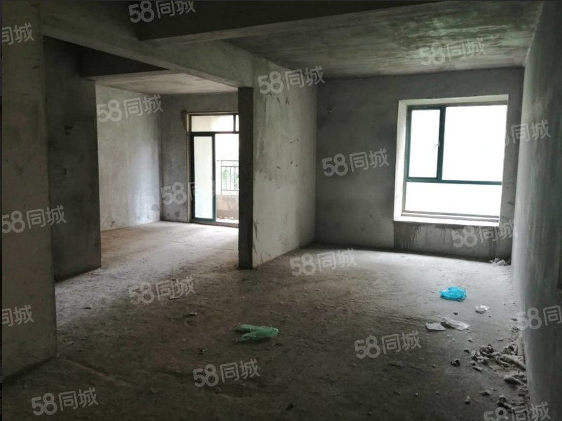 城南毛坯三房，证满二