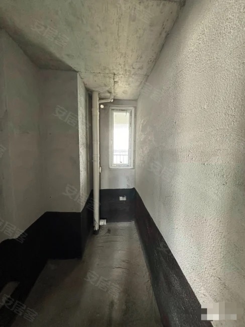 城南，蓝天花园，单价6字头，人车分流，1梯1户，大三房，送入户花园