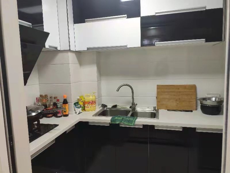 新城一号三期精装三房老证过户费用低看房方便