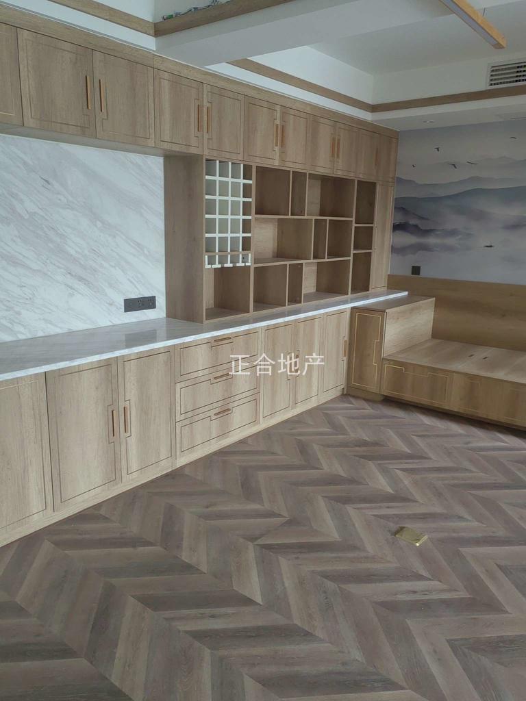 房东诚心出售，城南，新城一号，精装两房，小高层，证满二，检漏