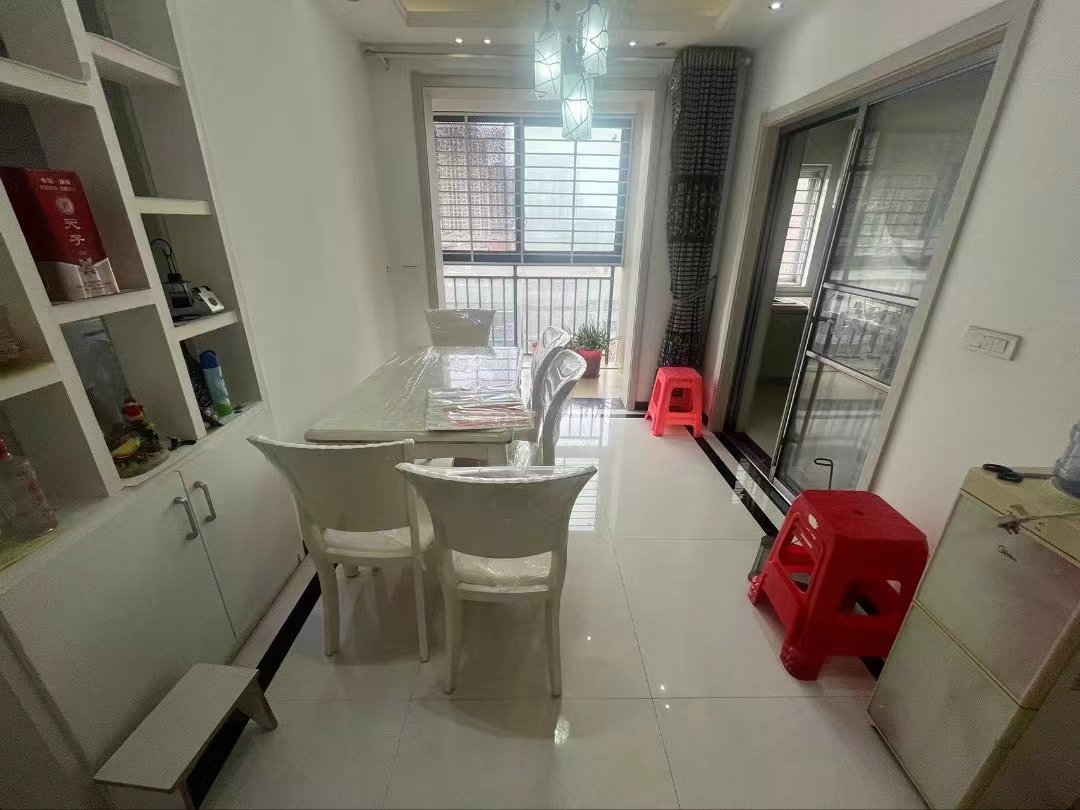 漫城林语.精装三房.证件满二.看房方便