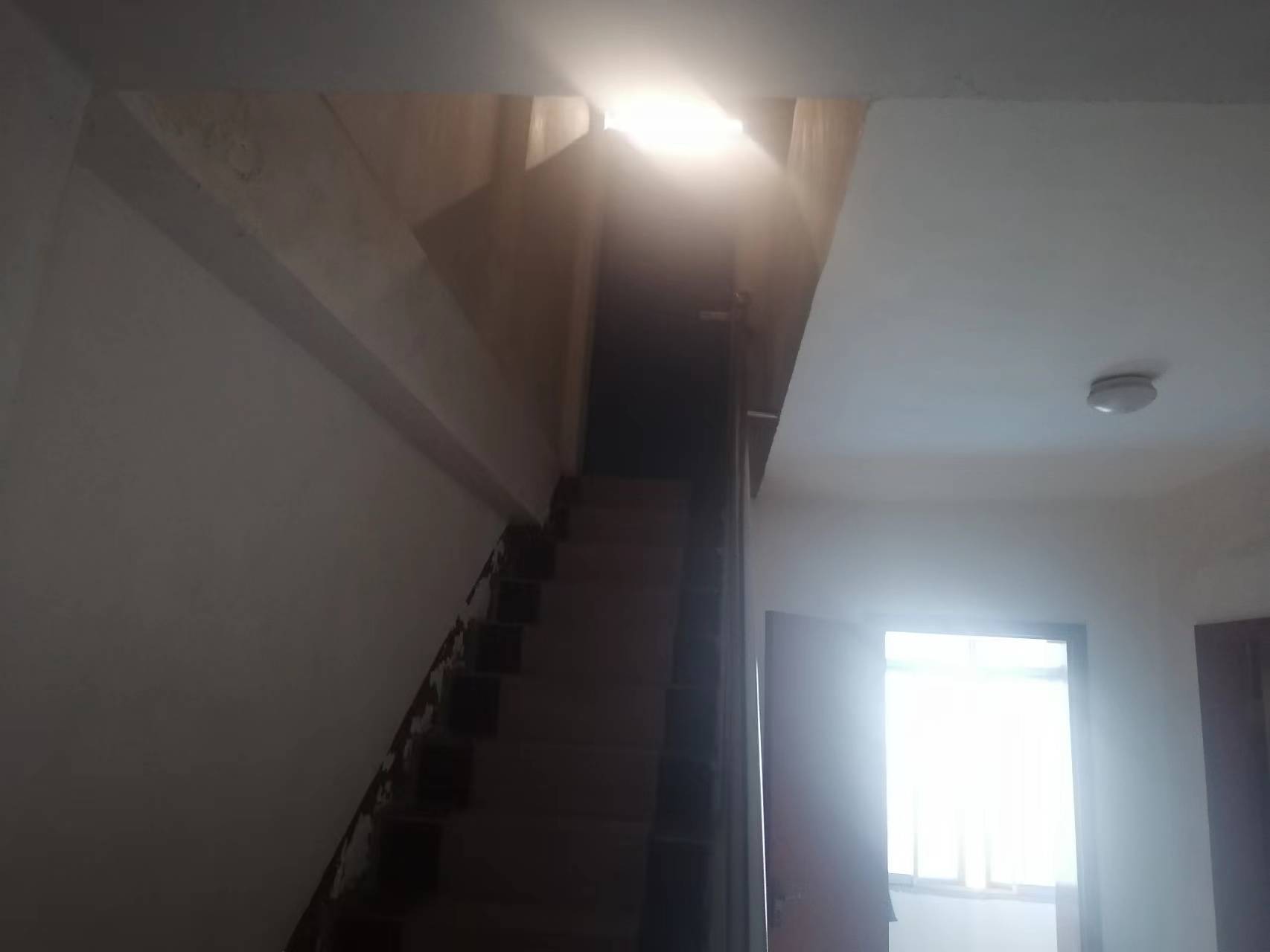 城乡渠私房可以做门面诚心出售证在手