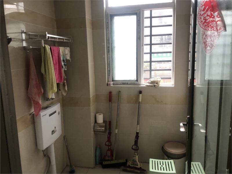 和合国际城精装两房户型方正证满两年拎包入住看房方便