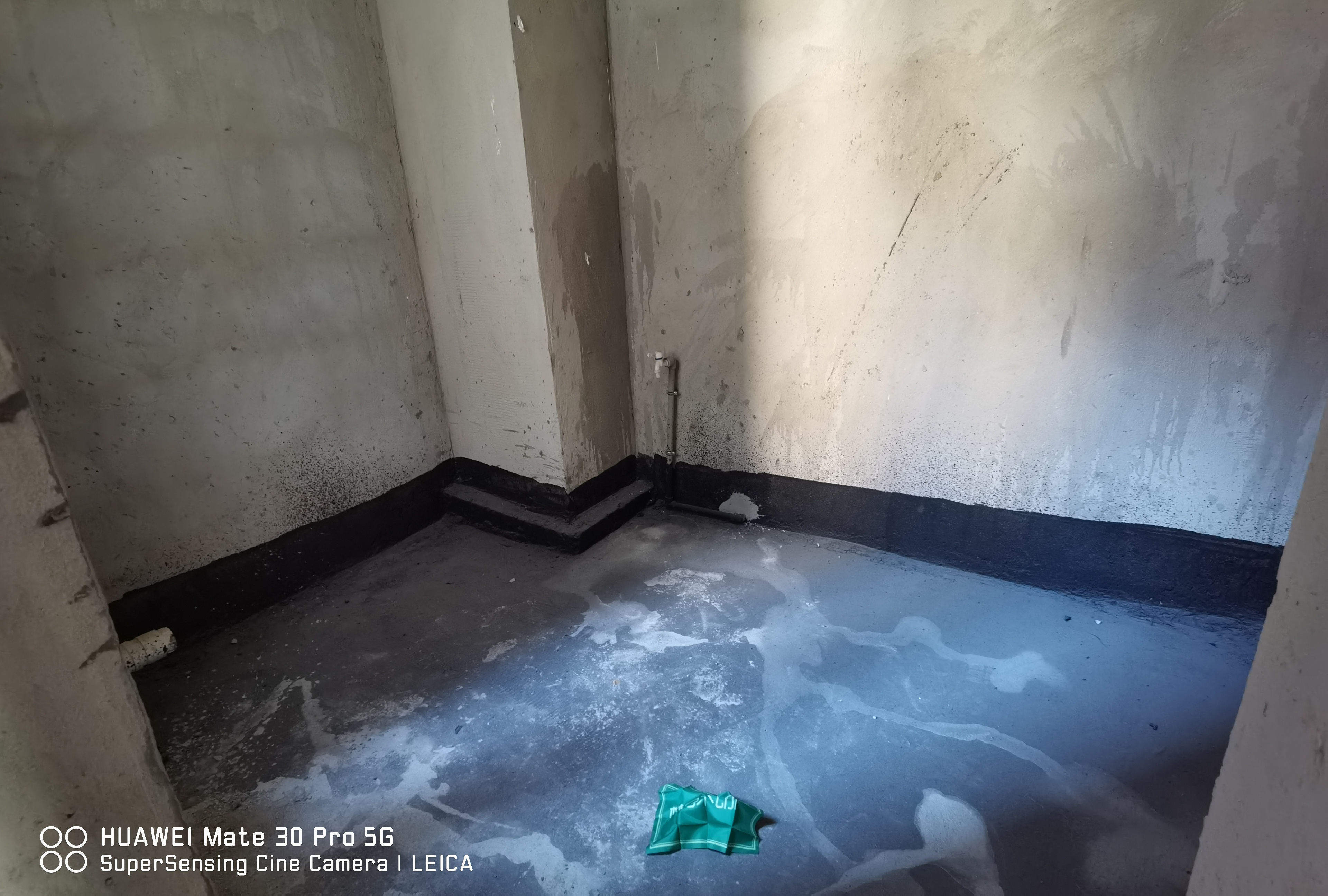 森林国际湖景房在家就能看南北通透中间楼层视野开阔看房方便