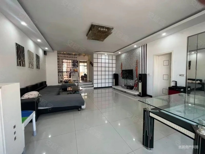 捡漏，复州花园，步梯好楼层3楼，精装三房，南北通透