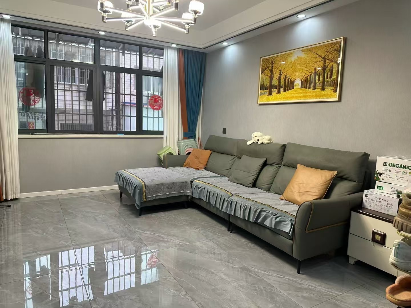 399，步梯2楼，精装大两房，楼龄新，新妇幼旁，适合养老，南北通透