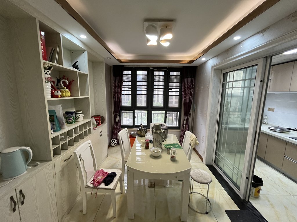 元泰未来城精装三房全屋中央空调南北通透出租