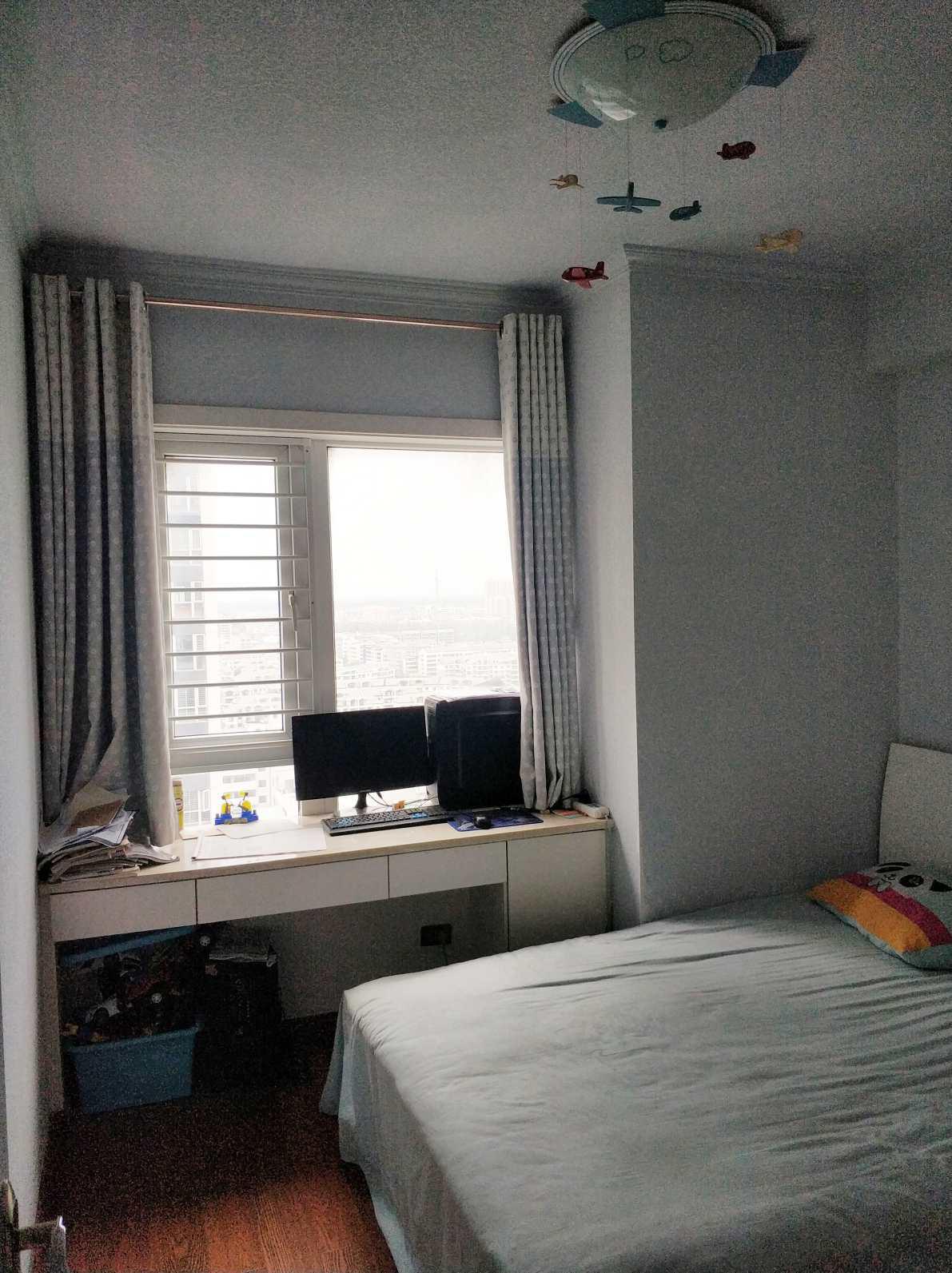 福星城 边户 黄金楼层 装修漂亮 大开间 带花园