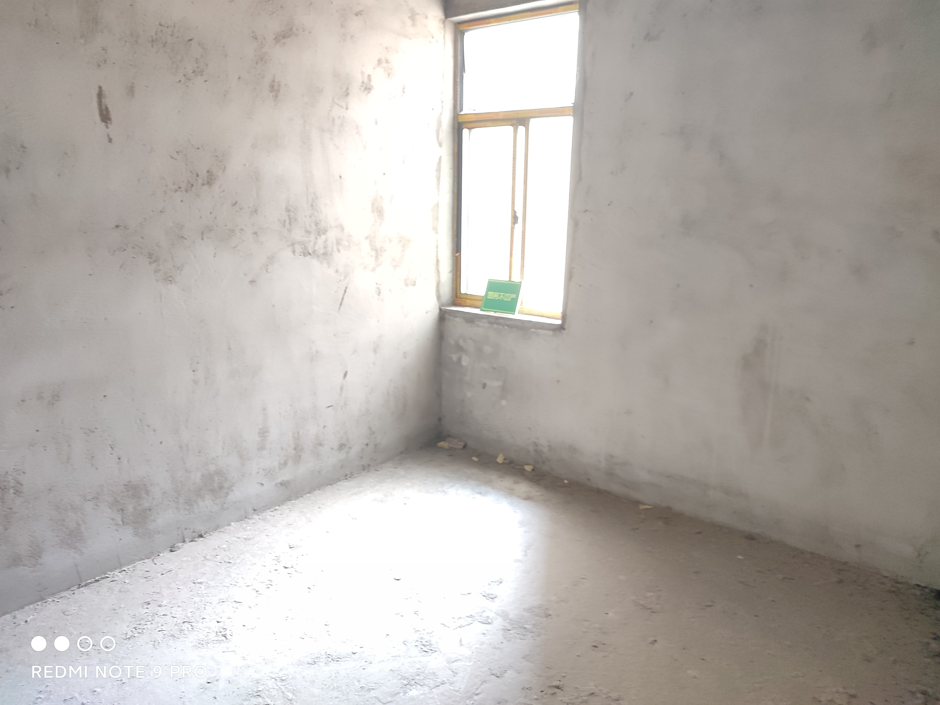 襄河旁临江雅苑毛坯两房南北通透户型小区绿化环境好宜居价格便宜