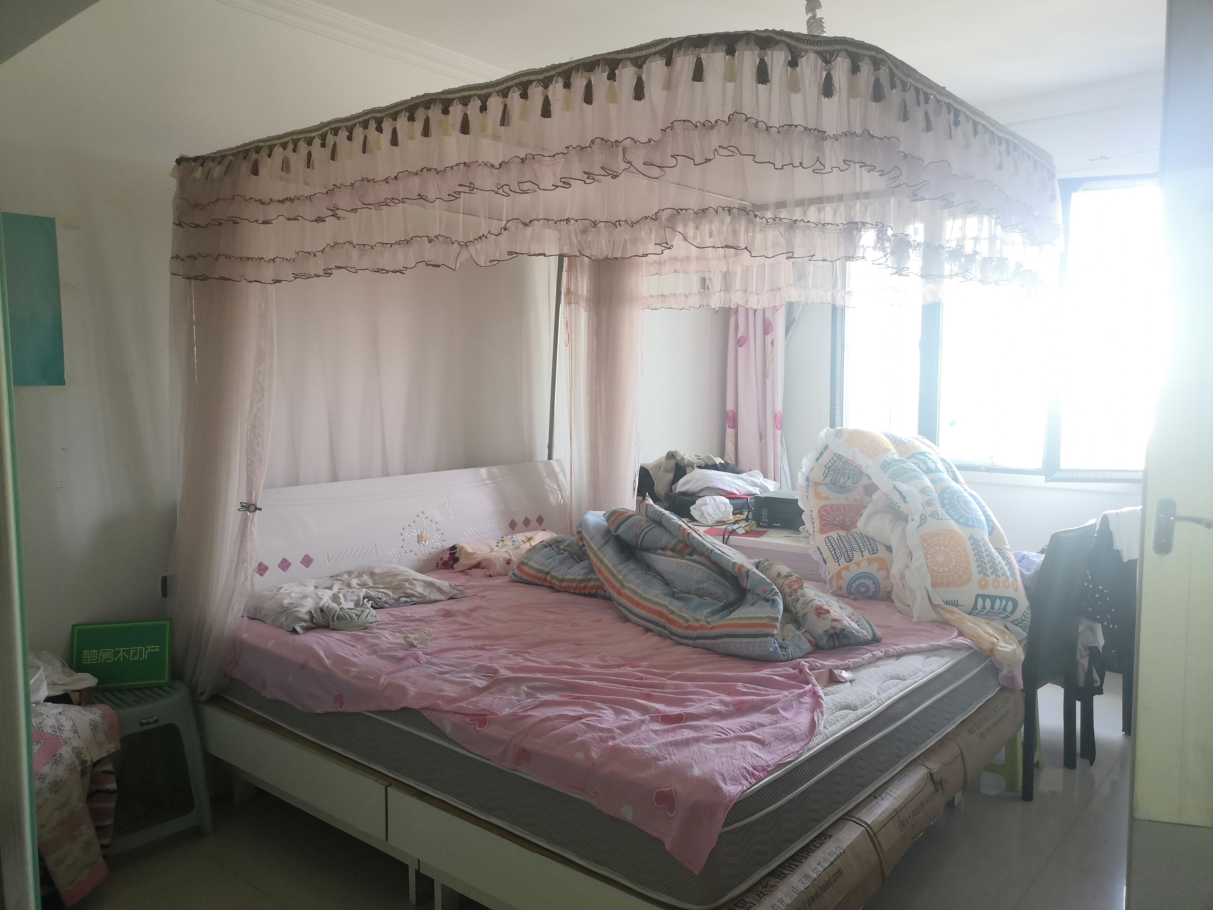 汉江路义星花园带装修三室两厅两卫阳台视野好