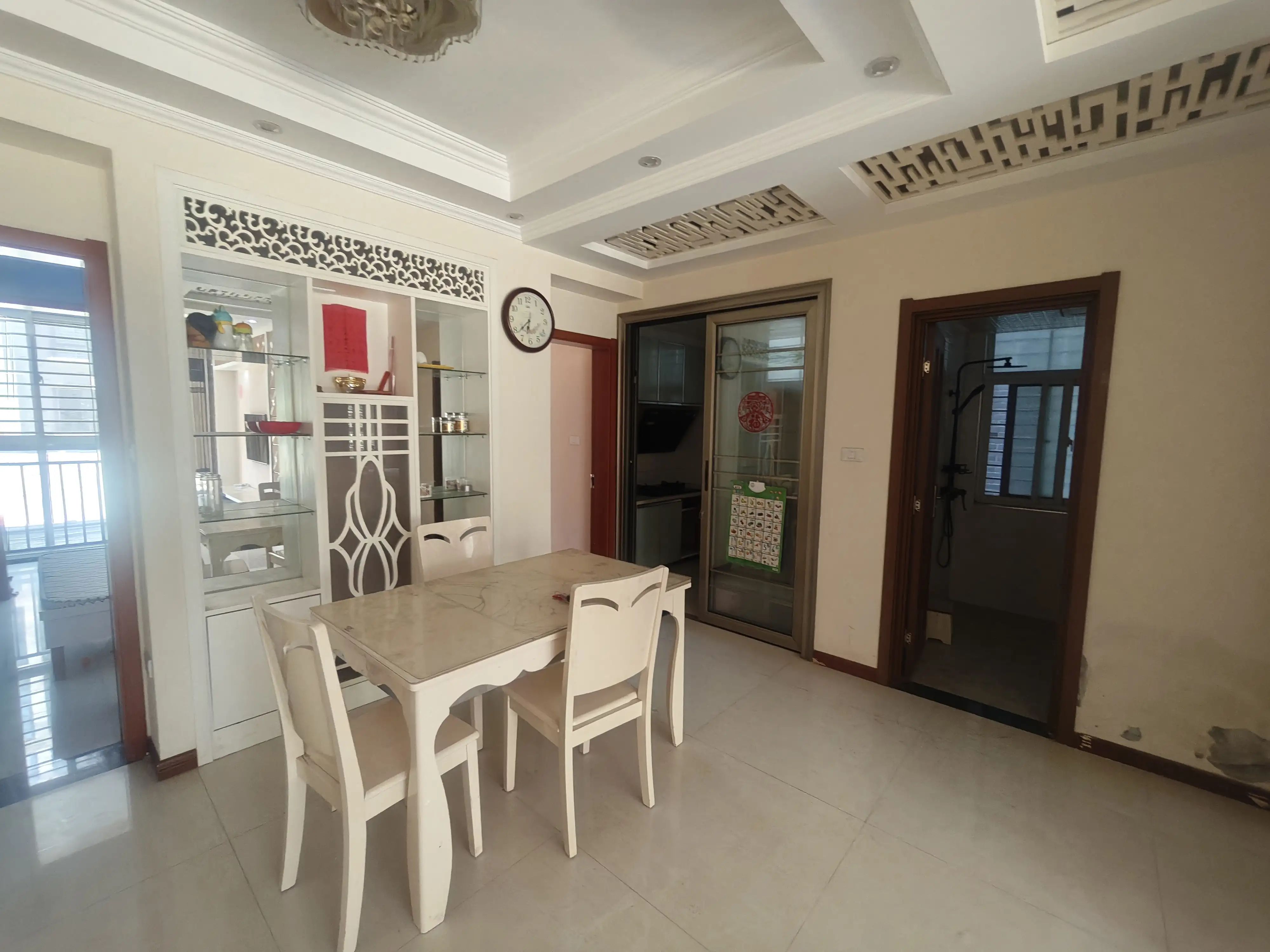 捡漏，沔阳公园旁，和园公馆，精装3房2卫➕超大双露台，步梯2楼