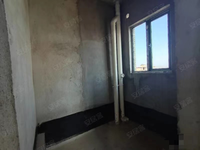 业主亏本急售，沔阳公园旁，新城壹号五期，单价4800​，证满两年