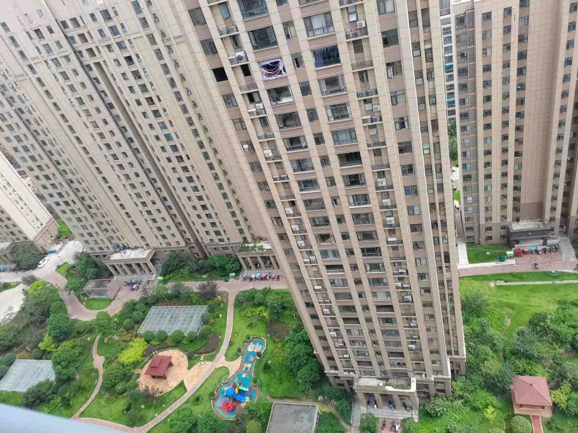 元泰未来城格局方正双南设计全屋通透 看房