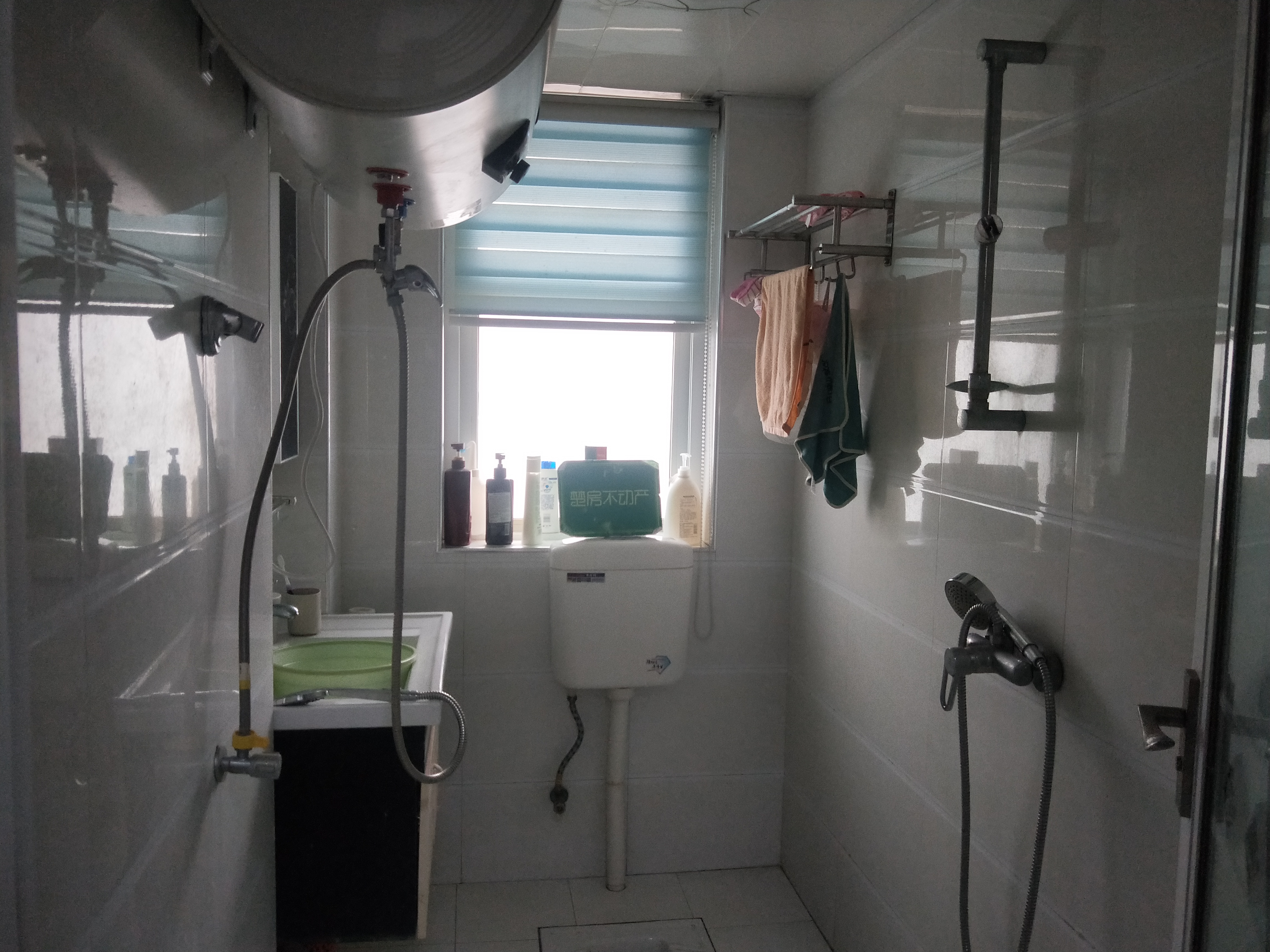 职院对面楚天嘉苑精装大三房南北通透户型楼层采光好价格合适性价比超高欢迎看房