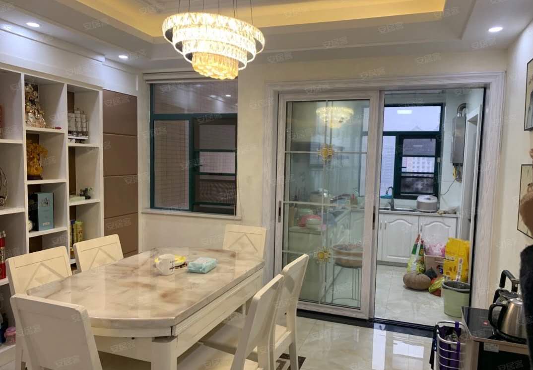 新城壹号精装大四房中层地段好业主诚意出拎包即住