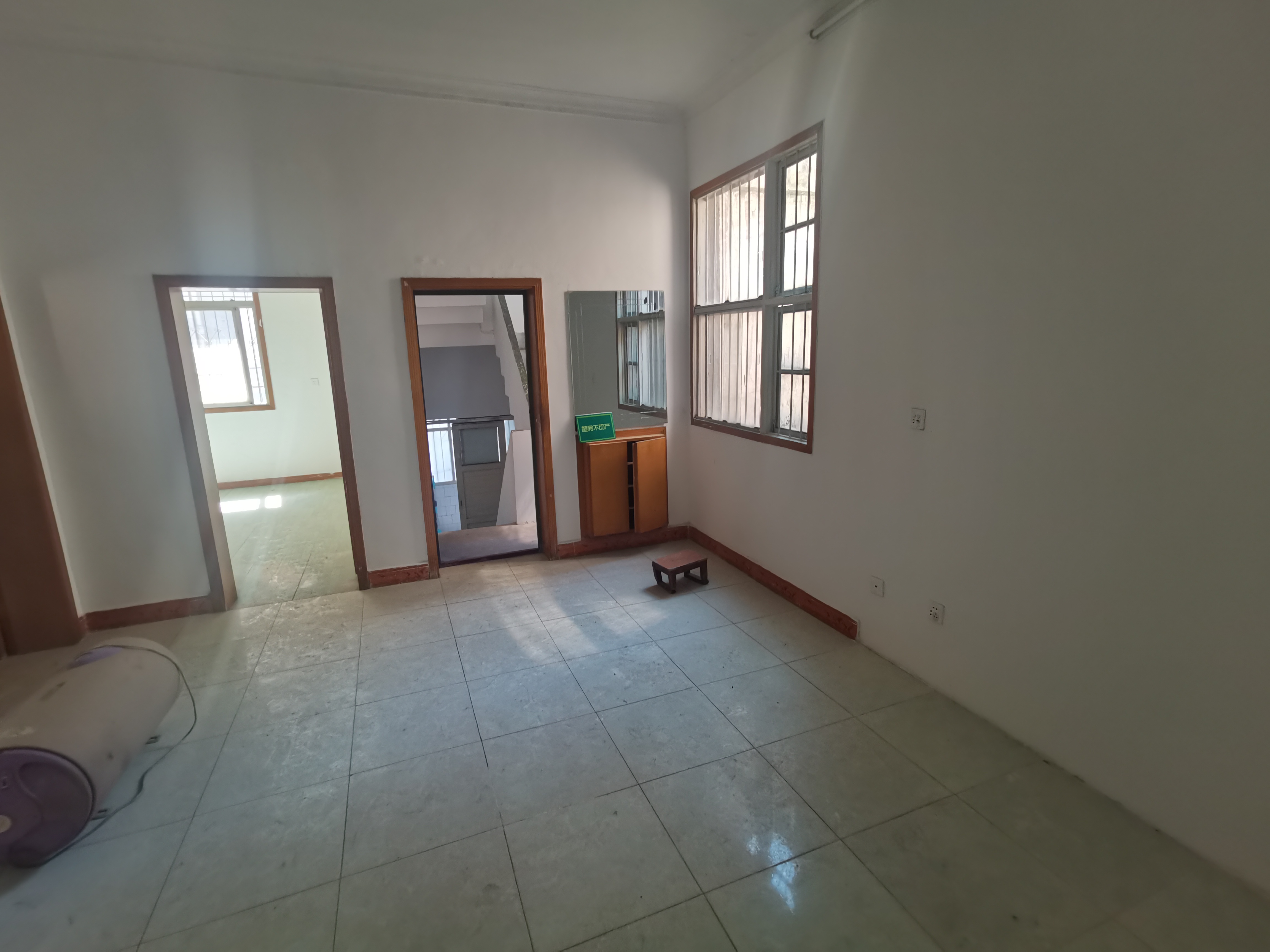 实验高中附近私房有证可过户业主诚心卖