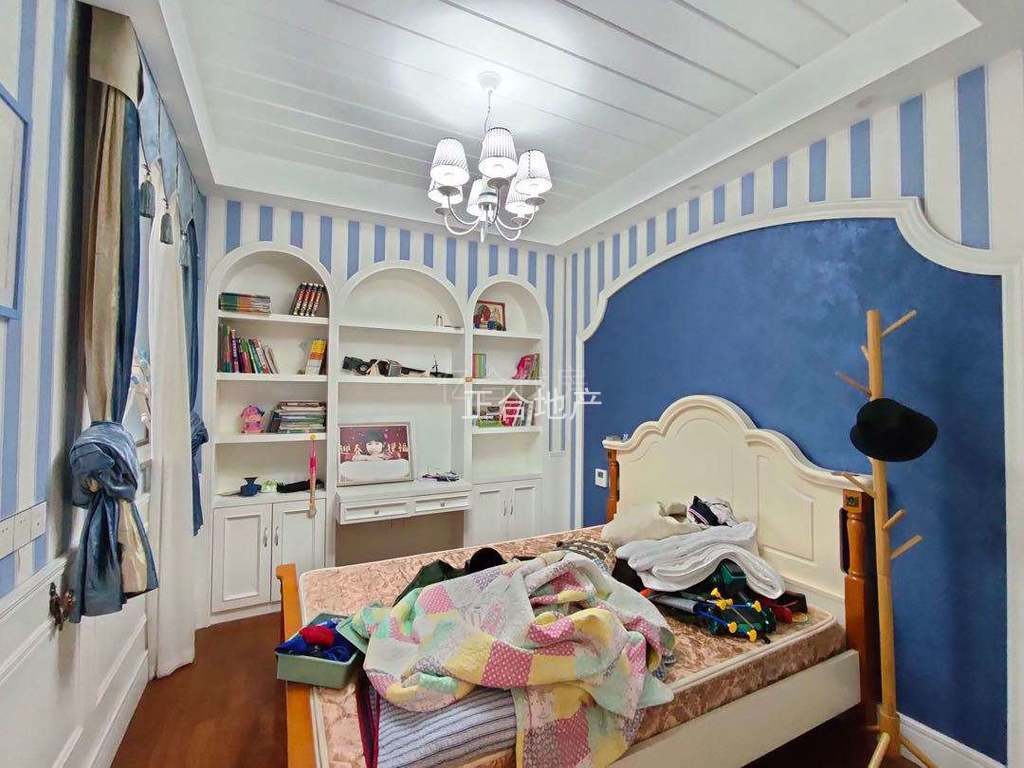 房东急售，城南新城壹号，大平层，电梯入户，花园洋房，好楼层，带车位