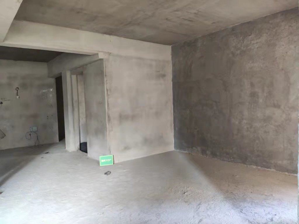 城南新三中门口元泰未来城新出炉107平中高楼层看房方便