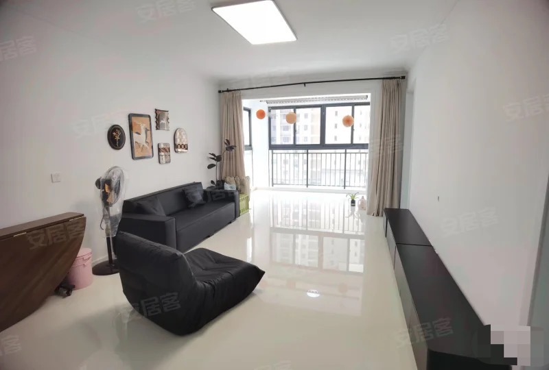 城西，满庭春7期，仙桃xiao学旁，精装三房，拎包入住，诚心出售