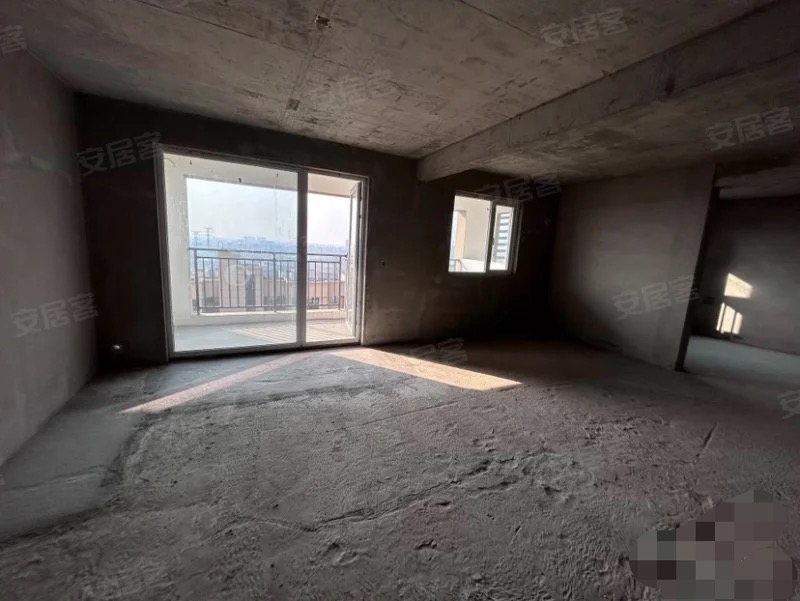 捡漏，亏本出，交投满庭春，电梯小高层，好楼层，证件满二，业主急售