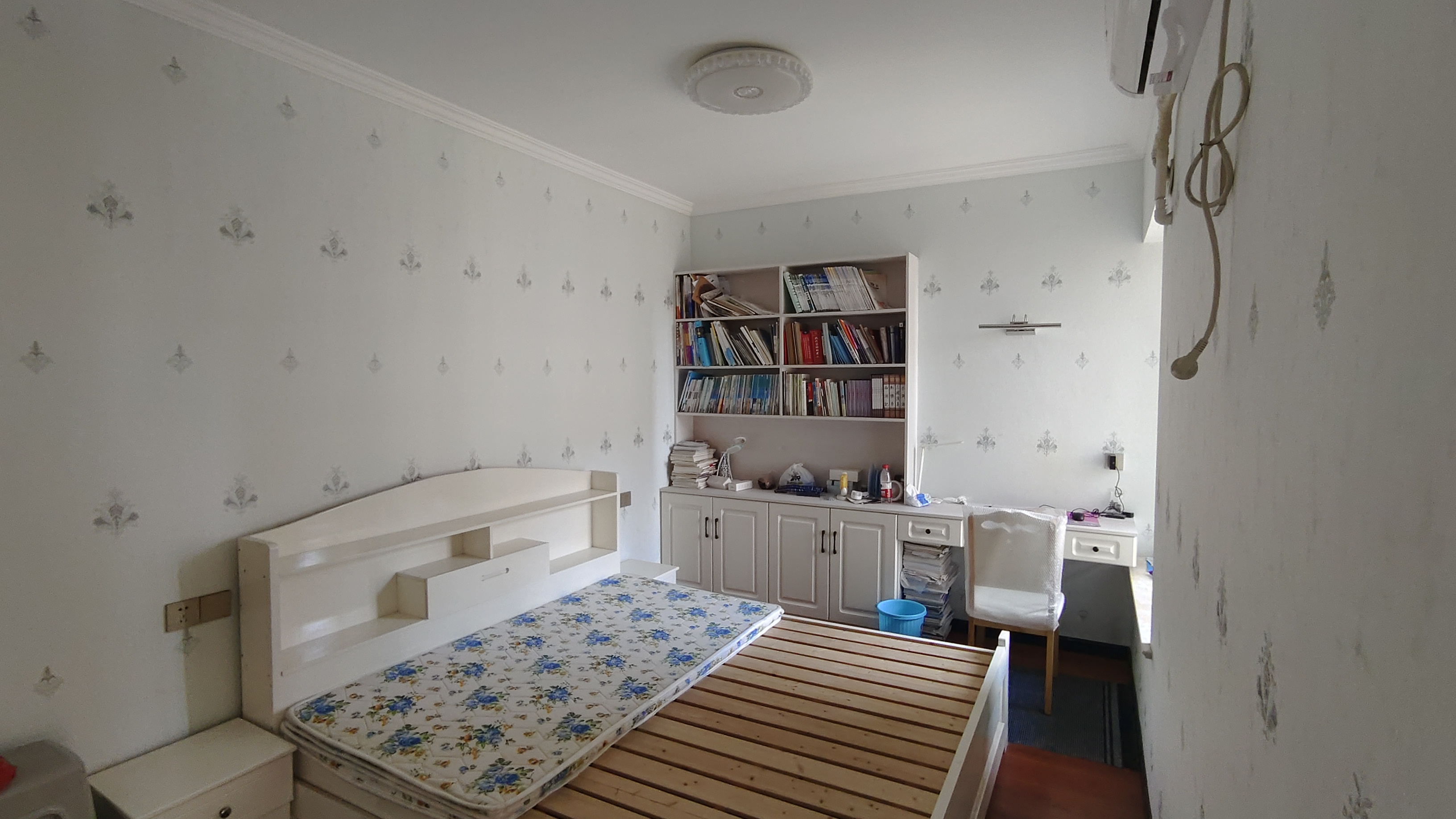 和合国际.精装三房两卫.证件满二.小区环境好.看房方便