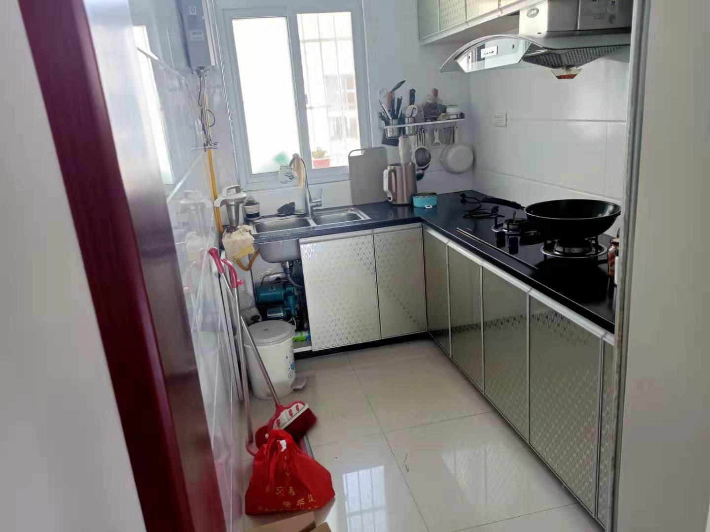 春天小区适合居住2室2厅1卫1阳台