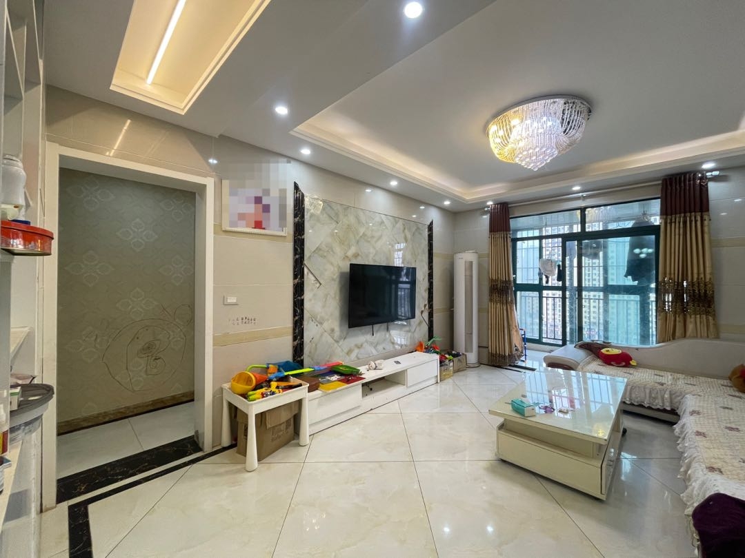 新城壹号精装3房出租，拎包入住，预约看房。