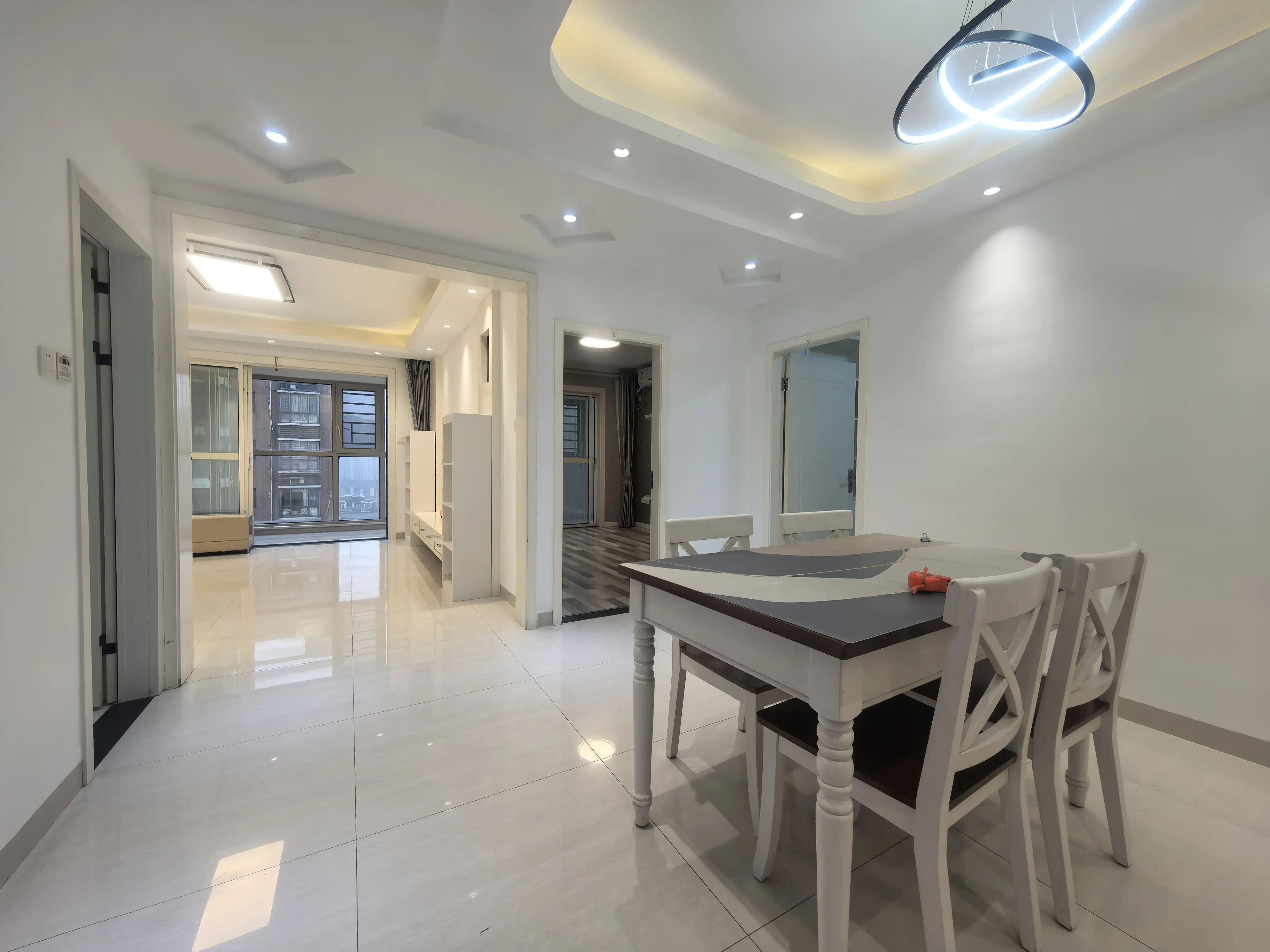 城南，捡漏，紫金城，电梯小高层，好楼层，成色新，精装两房，证满二